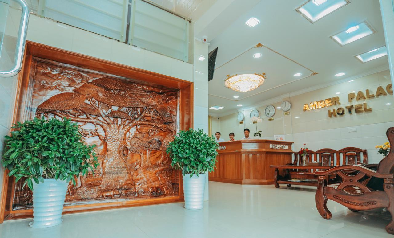 Amber Palace Hotel Myitkyinā Kültér fotó
