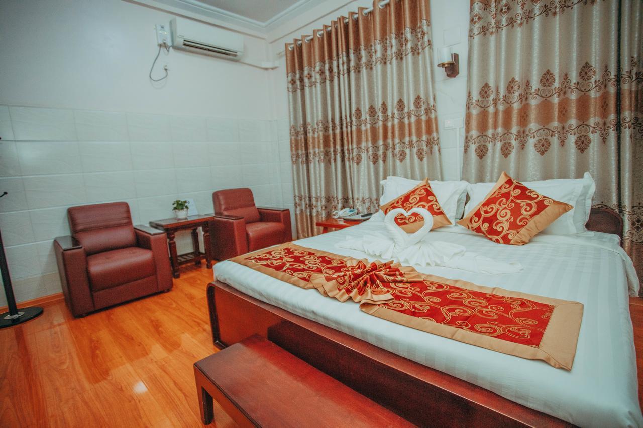 Amber Palace Hotel Myitkyinā Kültér fotó