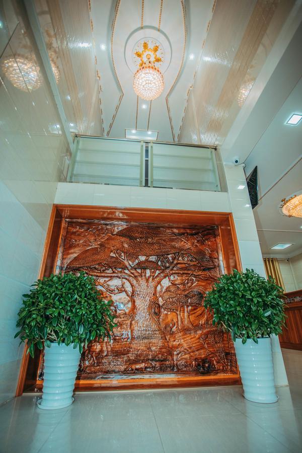 Amber Palace Hotel Myitkyinā Kültér fotó